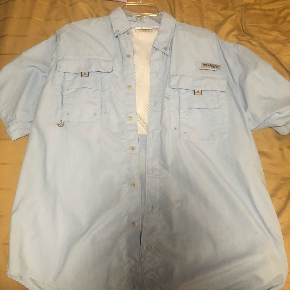 Columbia PFG button down